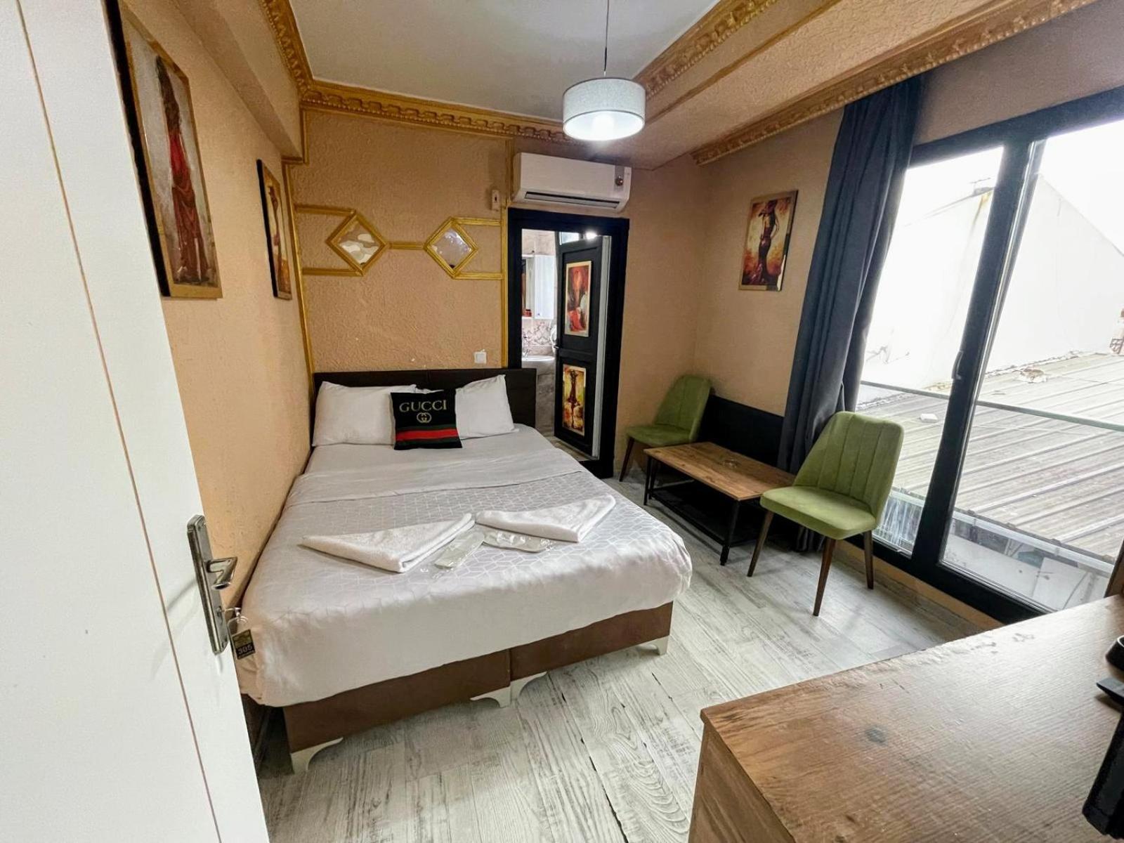 Royal Hotel Fatih Istanbul Exterior photo